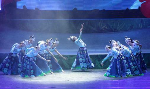 演藝活動(dòng)怎樣借助互聯(lián)網(wǎng)的便捷性